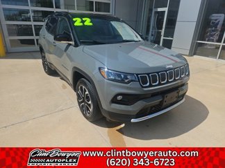 Used 2022 Jeep Compass Limited image 1