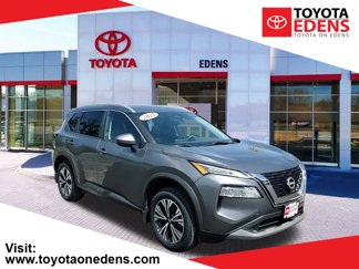 Used 2022 Nissan Rogue SV image 1
