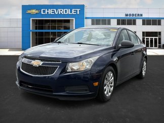Used 2011 Chevrolet Cruze LS image 1