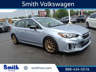 Used 2017 Subaru Impreza 2.0i image 1