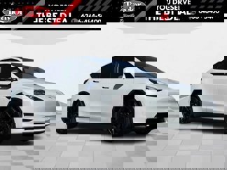 Used 2021 Tesla Model Y Long Range image 1