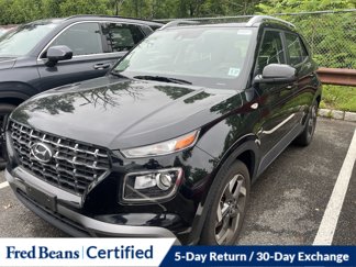 Certified 2022 Hyundai Venue SEL w/ Cargo Package image 1