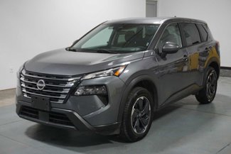 Used 2024 Nissan Rogue SV image 1