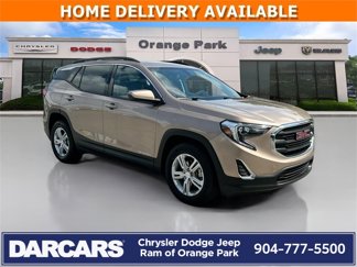 Used 2018 GMC Terrain SLE w/ Driver Convenience Package image 1