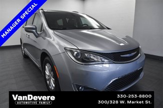 Used 2019 Chrysler Pacifica Touring-L video 1