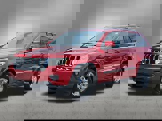 Used 2011 Jeep Grand Cherokee Laredo image 1