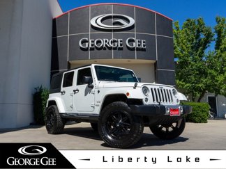 Used 2018 Jeep Wrangler Unlimited Sahara image 1