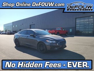 Used 2020 Ford Fusion SE image 1