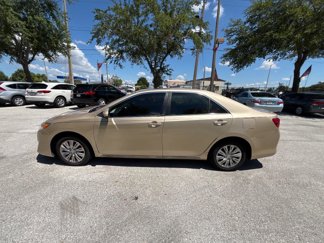 Used 2012 Toyota Camry LE image 1