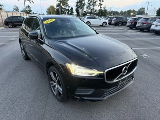 Used 2018 Volvo XC60 T5 Momentum w/ Vision Package image 1