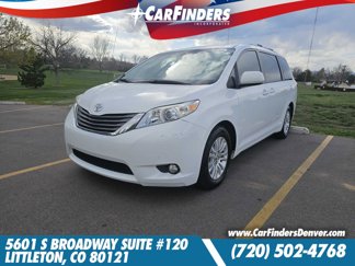 Used 2014 Toyota Sienna XLE image 1