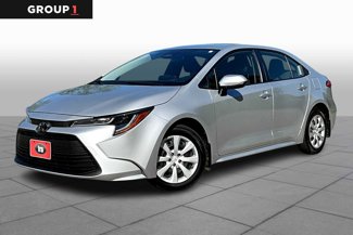 Used 2023 Toyota Corolla LE image 1