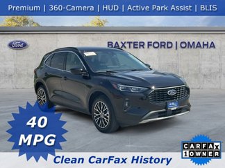 Certified 2023 Ford Escape SE w/ PHEV Premium Package image 1