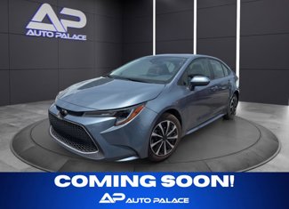 Used 2021 Toyota Corolla LE image 1