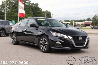 Used 2022 Nissan Altima 2.5 SV image 1