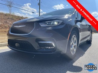 Used 2023 Chrysler Pacifica Limited image 1
