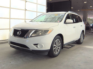 Used 2015 Nissan Pathfinder S image 1