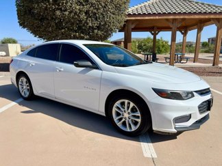 Used 2017 Chevrolet Malibu LT w/ Driver Confidence Package image 1