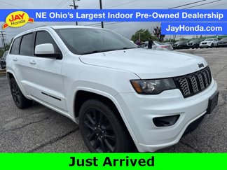 Used 2018 Jeep Grand Cherokee Altitude image 1