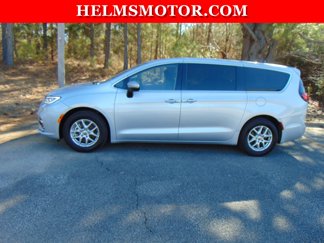 Certified 2023 Chrysler Pacifica Touring-L image 1