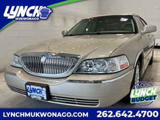 Used 2008 Lincoln Town Car Signature Limited image 1