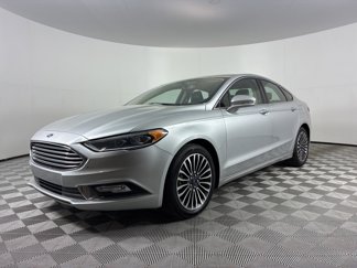 Used 2017 Ford Fusion SE image 1