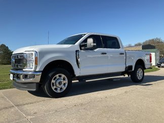 Used 2023 Ford F250 XLT image 1