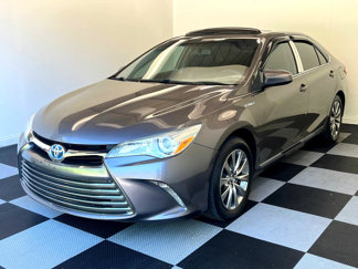 Used 2015 Toyota Camry XLE image 1
