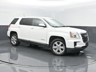 Used 2017 GMC Terrain SLE image 1