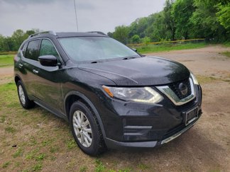 Used 2020 Nissan Rogue SV image 1