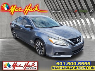 Used 2018 Nissan Altima 2.5 SV image 1