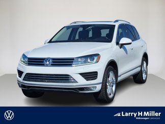 Used 2015 Volkswagen Touareg Executive image 1