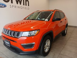 Used 2018 Jeep Compass Sport image 1