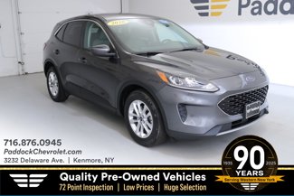Used 2020 Ford Escape SE image 1