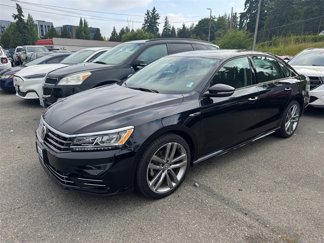 Used 2018 Volkswagen Passat 2.0T R-Line w/ R-Line Lighting Package image 1