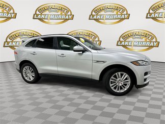 Used 2017 Jaguar F-PACE Prestige image 1