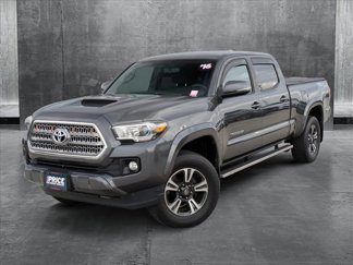 Used 2016 Toyota Tacoma TRD Sport image 1
