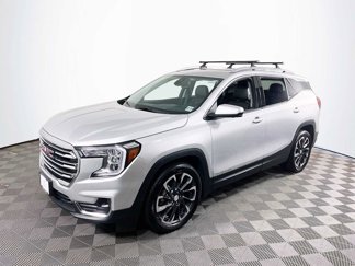 Used 2022 GMC Terrain SLT w/ Tech Package image 1
