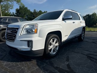 Used 2017 GMC Terrain SLT image 1