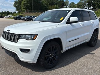 Used 2018 Jeep Grand Cherokee Altitude image 1