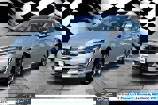 Used 2018 Honda Clarity Touring image 1