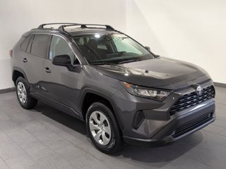 Used 2020 Toyota RAV4 LE image 1