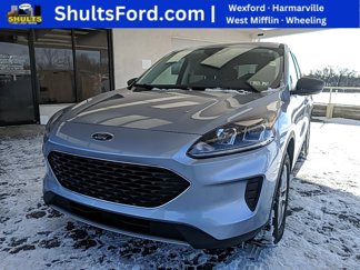 Used 2022 Ford Escape SE image 1