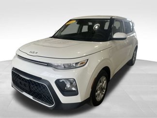 Used 2022 Kia Soul LX w/ Technology Package image 1