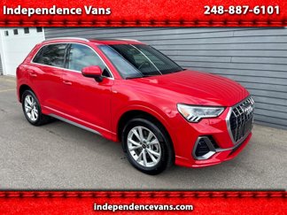 Used 2024 Audi Q3 2.0T Premium image 1