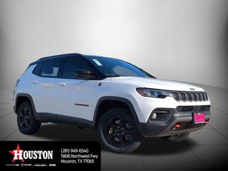 Used 2023 Jeep Compass Trailhawk image 1