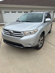 Used 2012 Toyota Highlander Limited image 1