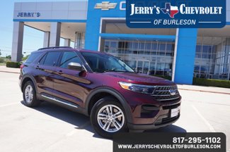 Used 2022 Ford Explorer XLT image 1