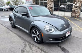 Used 2013 Volkswagen Beetle 2.0T image 1