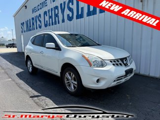 Used 2013 Nissan Rogue SV image 1